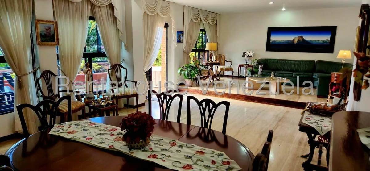 Townhouse (Duplex) en Venta en Monterrey, Distrito Metropolitano - 3