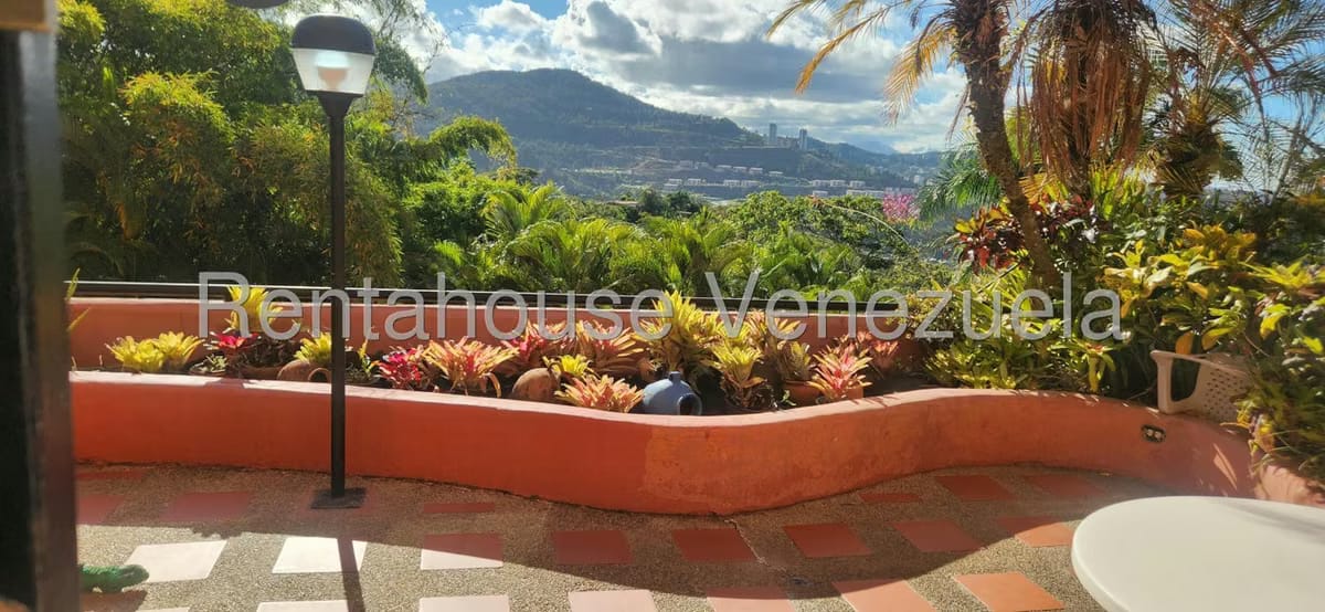 Townhouse (Duplex) en Venta en Monterrey, Distrito Metropolitano - 5