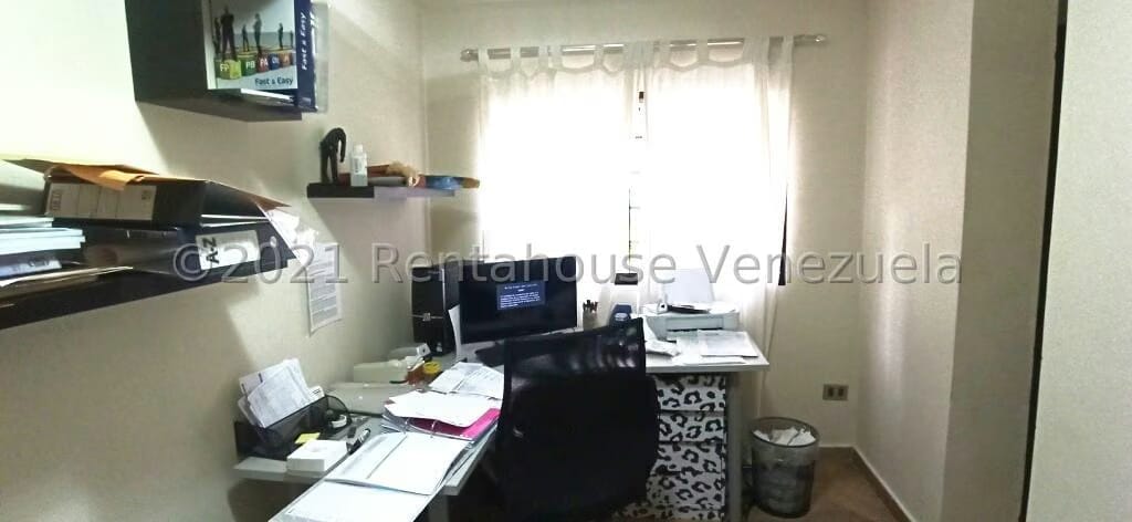 Casa (1 Nivel) en Venta en Oripoto, Distrito Metropolitano - 32