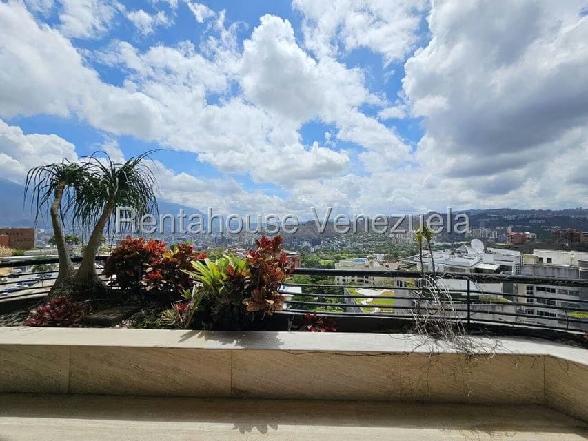 Apartamento (Penthouse) en Venta en Colinas de Valle Arriba, Distrito Metropolitano - 14