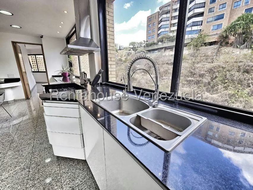 Apartamento (Penthouse) en Venta en Colinas de Valle Arriba, Distrito Metropolitano - 28