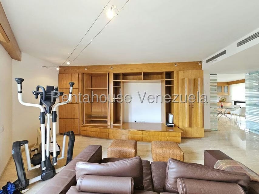 Apartamento (Penthouse) en Venta en Colinas de Valle Arriba, Distrito Metropolitano - 33