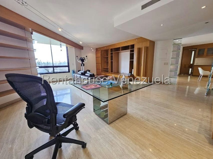 Apartamento (Penthouse) en Venta en Colinas de Valle Arriba, Distrito Metropolitano - 34