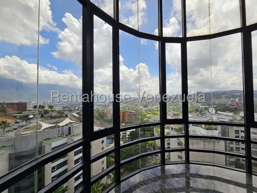 Apartamento (Penthouse) en Venta en Colinas de Valle Arriba, Distrito Metropolitano - 40