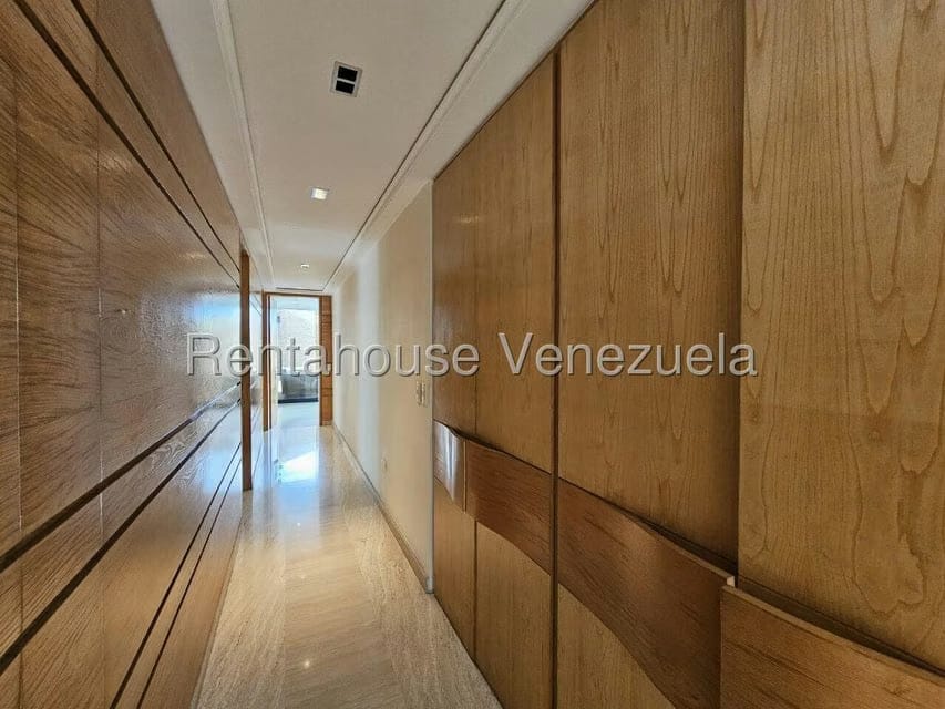 Apartamento (Penthouse) en Venta en Colinas de Valle Arriba, Distrito Metropolitano - 53
