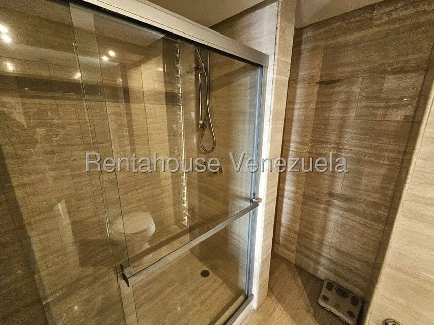Apartamento (Penthouse) en Venta en Colinas de Valle Arriba, Distrito Metropolitano - 57