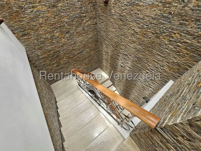 Apartamento (Penthouse) en Venta en Colinas de Valle Arriba, Distrito Metropolitano - 76