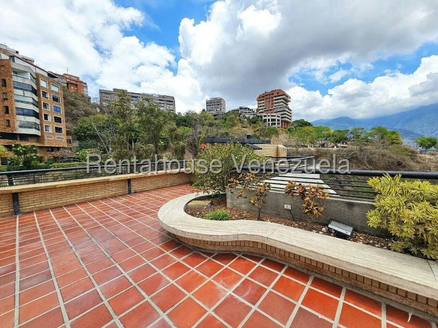Apartamento (Penthouse) en Venta en Colinas de Valle Arriba, Distrito Metropolitano - 83