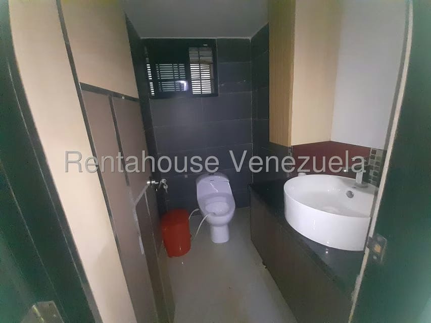 Comercial (Local Comercial) en Venta en Delicias Vieja, Zulia - 3