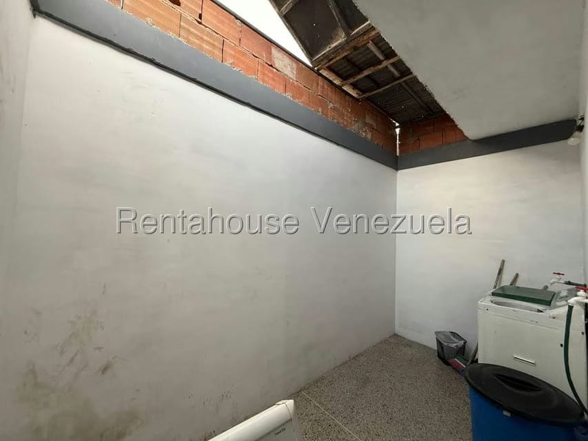 Casa (1 Nivel) en Venta en Zona Oeste, Lara - 12