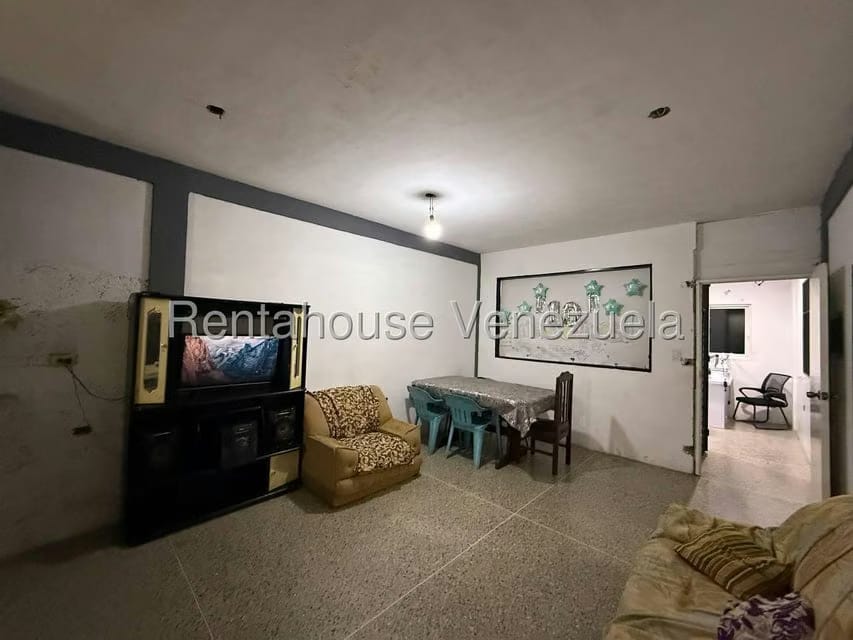 Casa (1 Nivel) en Venta en Zona Oeste, Lara - 20