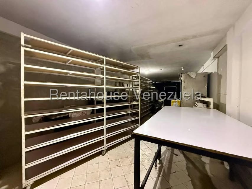 Casa (1 Nivel) en Venta en Zona Oeste, Lara - 33