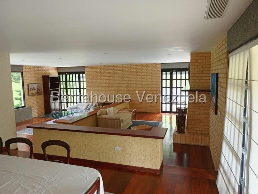 Casa (1 Nivel) en Venta en Oripoto, Distrito Metropolitano - 11