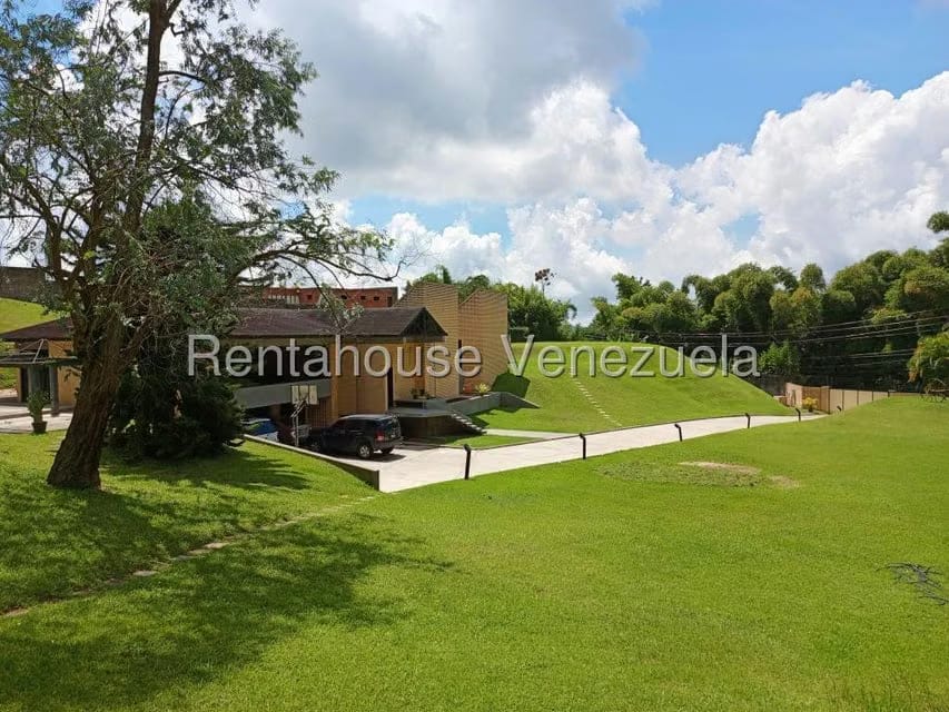 Casa (1 Nivel) en Venta en Oripoto, Distrito Metropolitano - 36