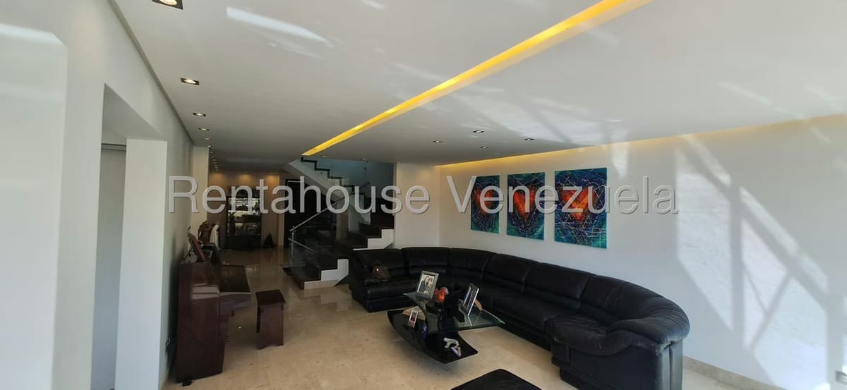 Casa (Duplex) en Venta en Los Naranjos del Cafetal, Distrito Metropolitano - 11