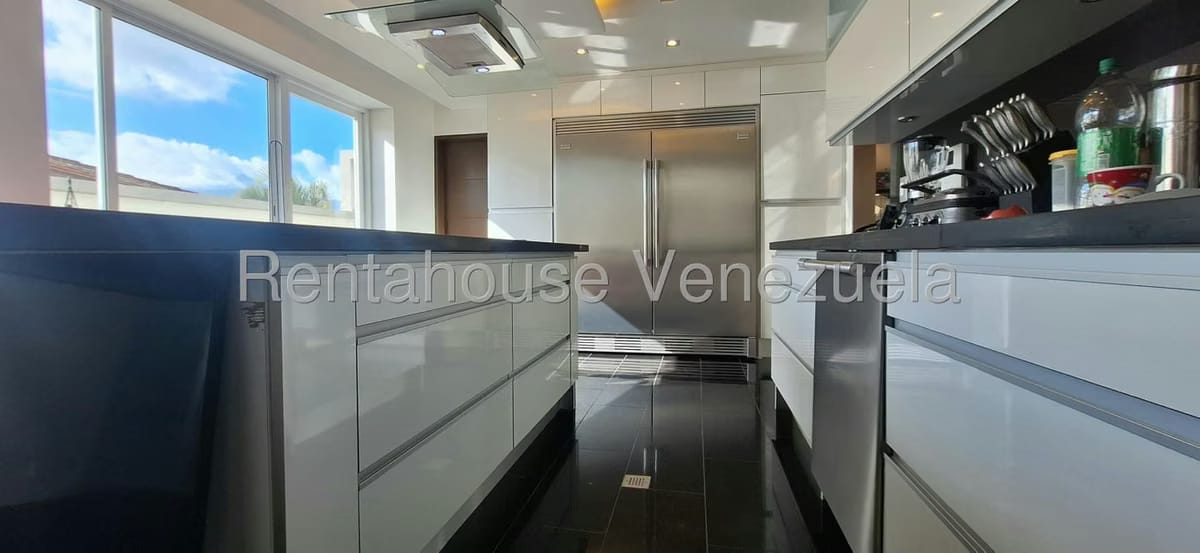 Casa (Duplex) en Venta en Los Naranjos del Cafetal, Distrito Metropolitano - 13
