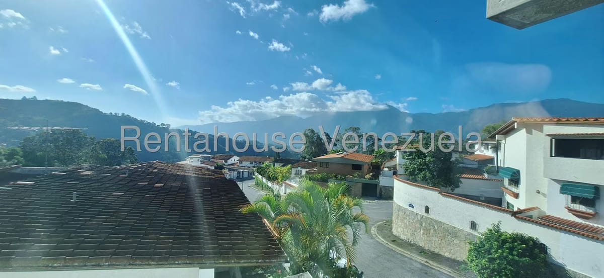 Casa (Duplex) en Venta en Los Naranjos del Cafetal, Distrito Metropolitano - 36