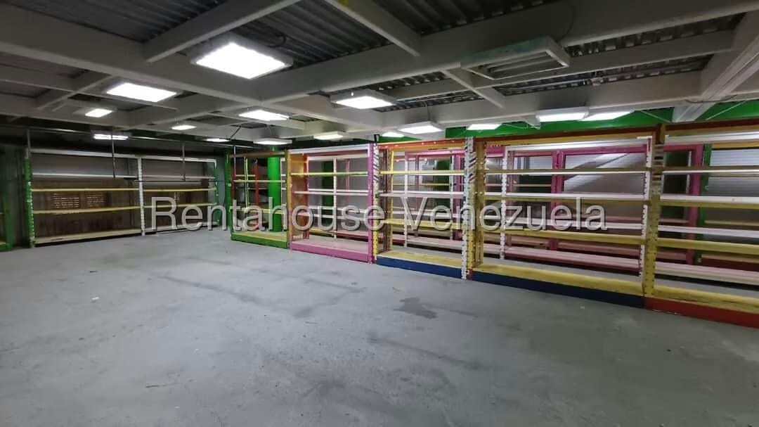 Comercial (Local Comercial) en Venta en Parroquia Catedral, Distrito Metropolitano - 17