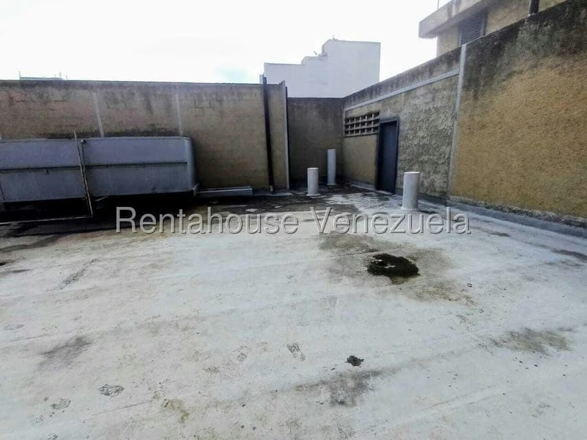 Comercial (Local Comercial) en Venta en Parroquia Catedral, Distrito Metropolitano - 34