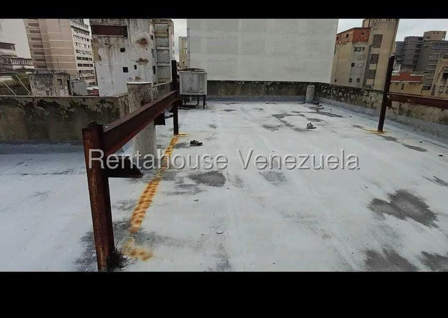 Comercial (Local Comercial) en Venta en Parroquia Catedral, Distrito Metropolitano - 36