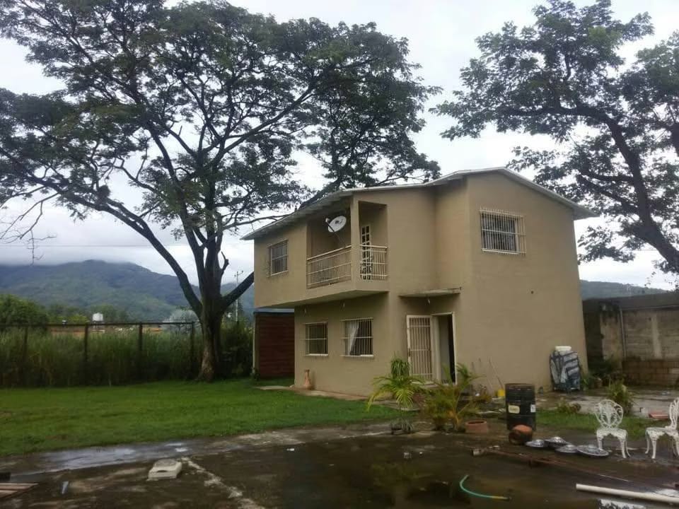 Casa en Venta - Urb. La Colonia - San Diego - Estado Carabobo
