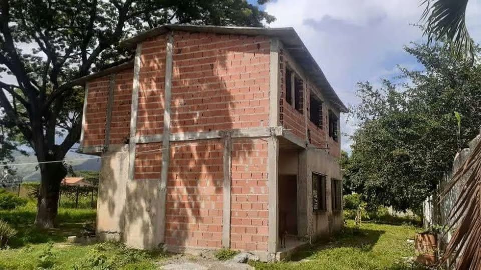 Casa en Venta - Urb. La Colonia - San Diego - Estado Carabobo - 5