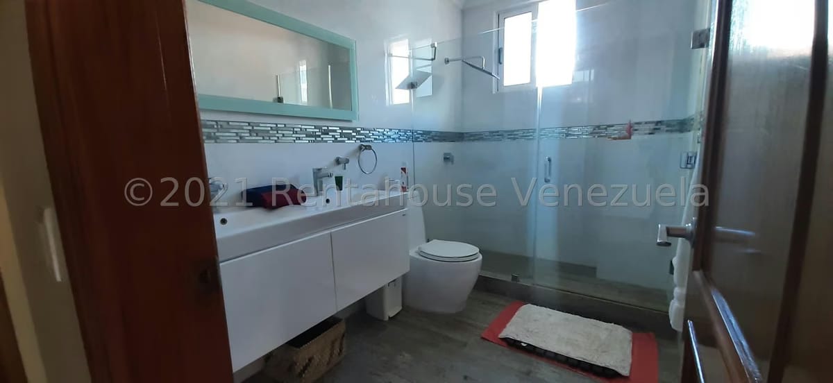 Casa (Duplex) en Venta en Lomas de La Lagunita, Distrito Metropolitano - 19