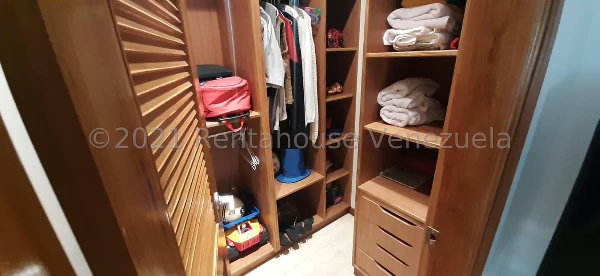 Casa (Duplex) en Venta en Lomas de La Lagunita, Distrito Metropolitano - 26