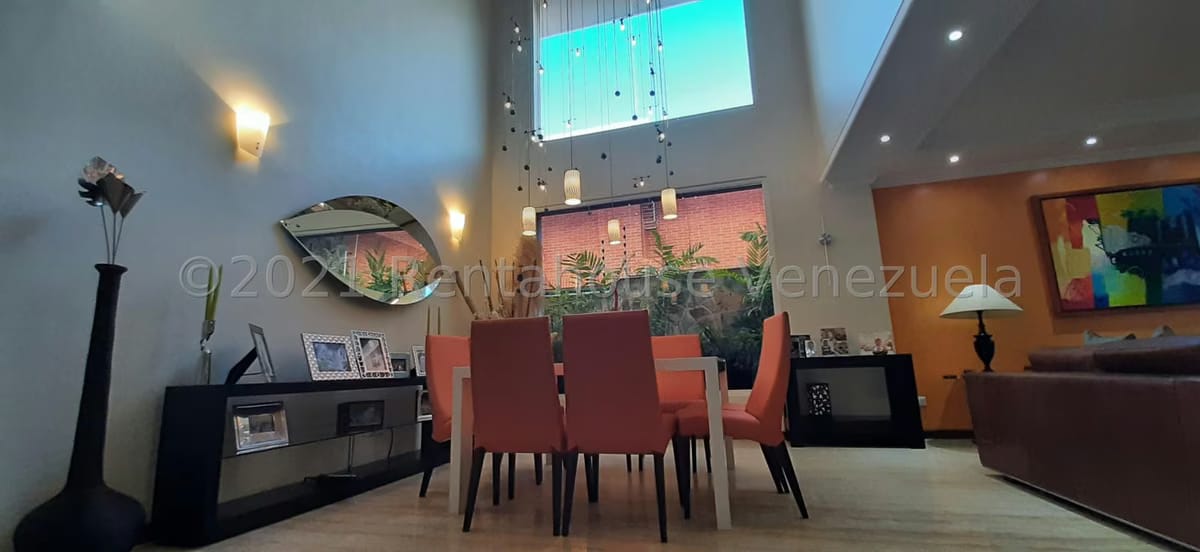 Casa (Duplex) en Venta en Lomas de La Lagunita, Distrito Metropolitano - 7