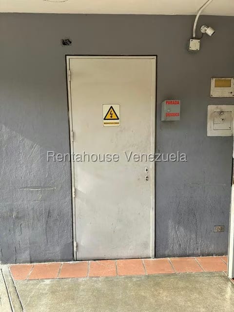 Comercial (Local Comercial) en Venta en Terrazas del Avila, Distrito Metropolitano - 21
