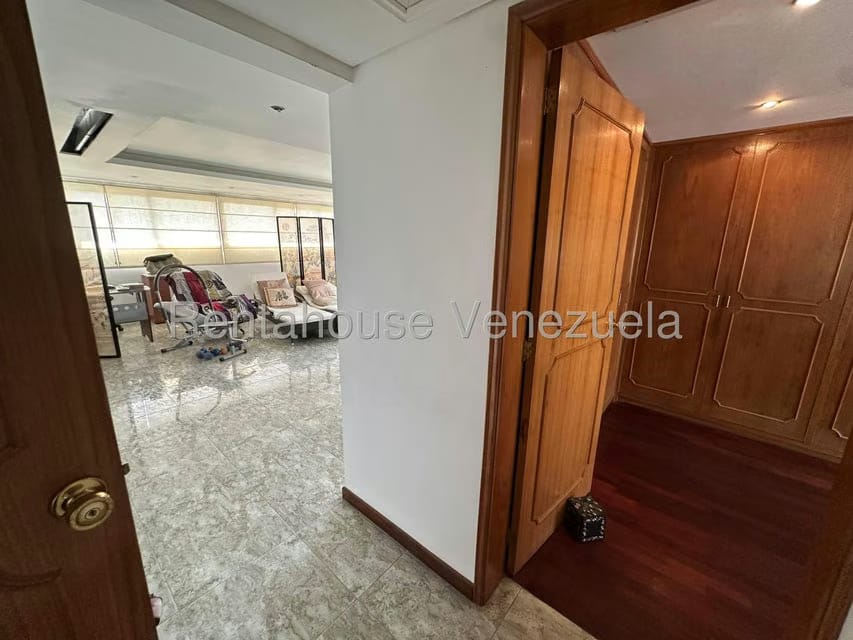 Apartamento (1 Nivel) en Venta en Miranda, Distrito Metropolitano - 19