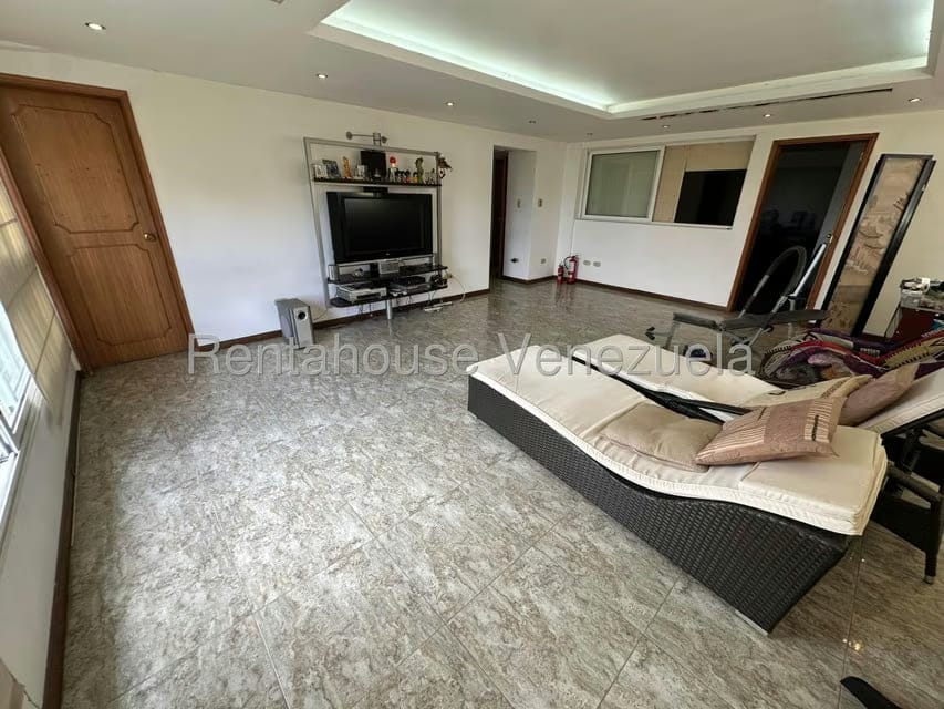 Apartamento (1 Nivel) en Venta en Miranda, Distrito Metropolitano - 21