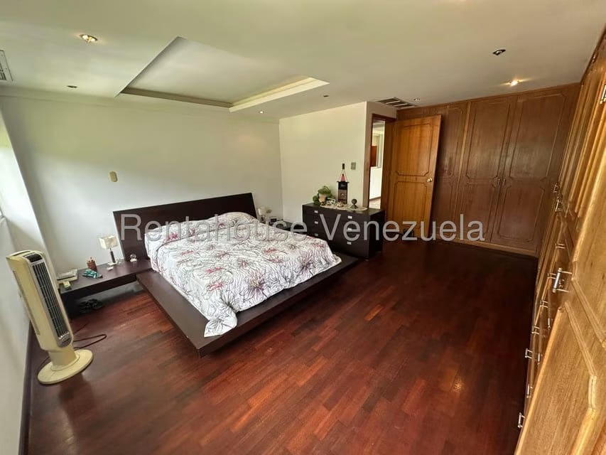 Apartamento (1 Nivel) en Venta en Miranda, Distrito Metropolitano - 23