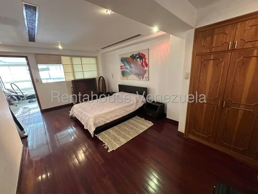 Apartamento (1 Nivel) en Venta en Miranda, Distrito Metropolitano - 28
