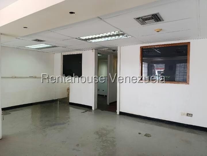 Comercial (Galpon - Deposito) en Alquiler en Mariperez, Distrito Metropolitano - 4