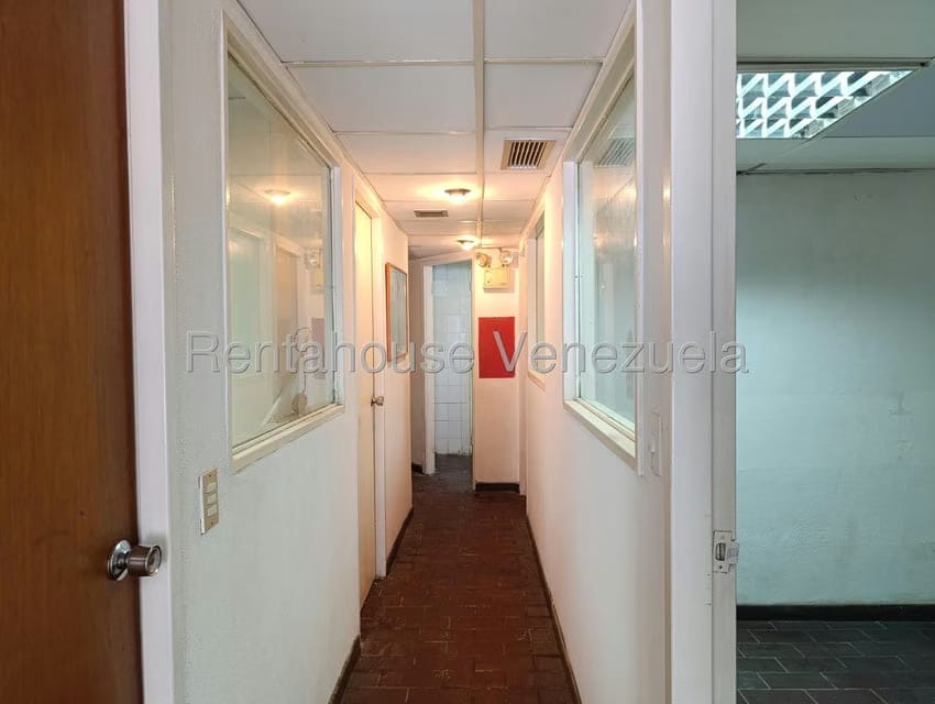 Comercial (Galpon - Deposito) en Alquiler en Mariperez, Distrito Metropolitano - 6