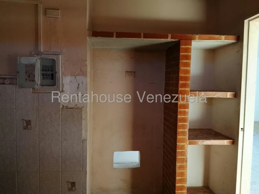 Apartamento (1 Nivel) en Venta en Barbula, Carabobo - 13