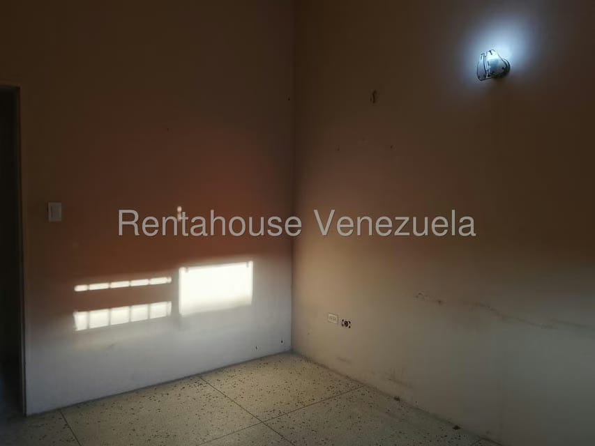 Apartamento (1 Nivel) en Venta en Barbula, Carabobo - 17
