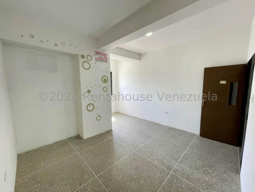 Comercial (Consultorio Medico) en Alquiler en Parroquia Concepcion, Lara - 3