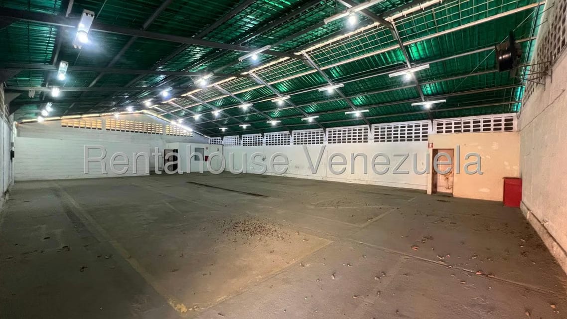 Comercial (Edificio) en Venta en Las Mercedes, Zulia - 17