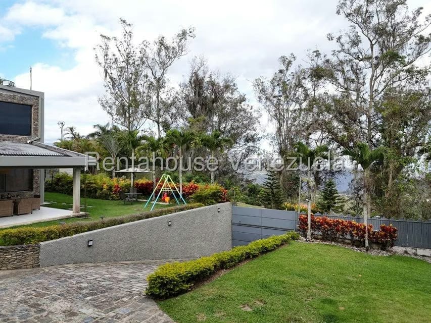 Casa (Multipes Niveles) en Alquiler en La Lagunita Country Club, Distrito Metropolitano - 18
