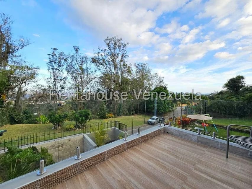 Casa (Multipes Niveles) en Alquiler en La Lagunita Country Club, Distrito Metropolitano - 91