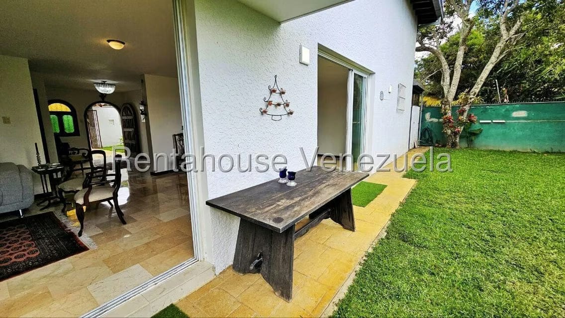 Casa (Duplex) en Venta en Sorocaima, Distrito Metropolitano - 17