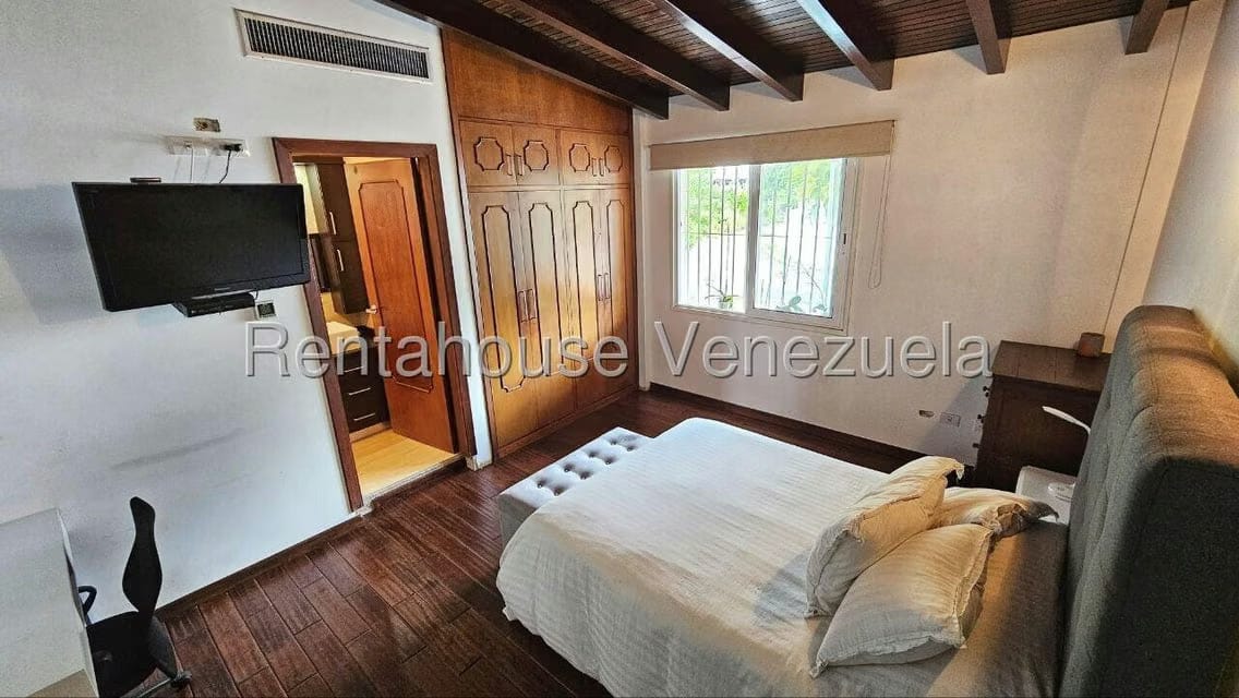 Casa (Duplex) en Venta en Sorocaima, Distrito Metropolitano - 37