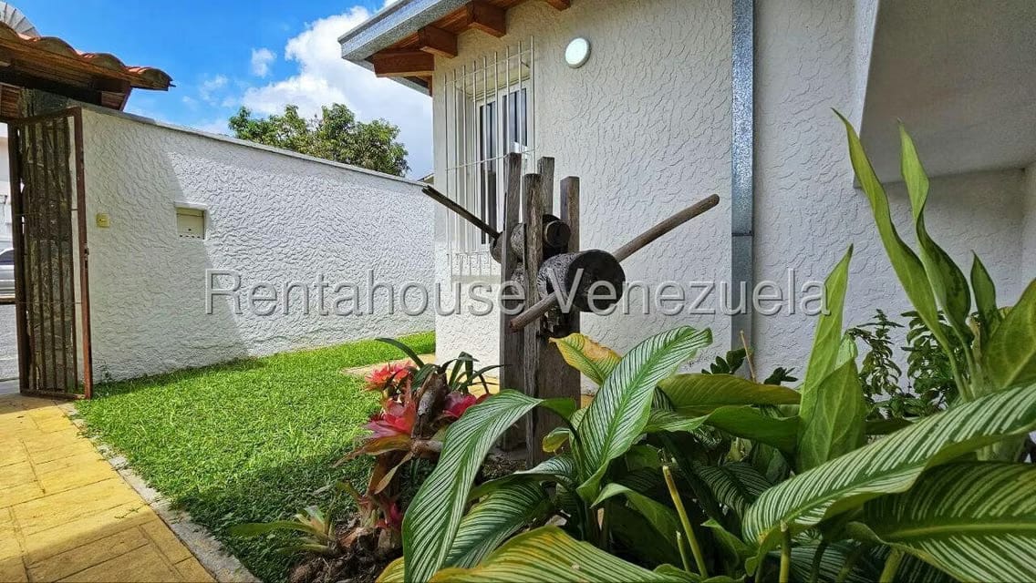 Casa (Duplex) en Venta en Sorocaima, Distrito Metropolitano - 9