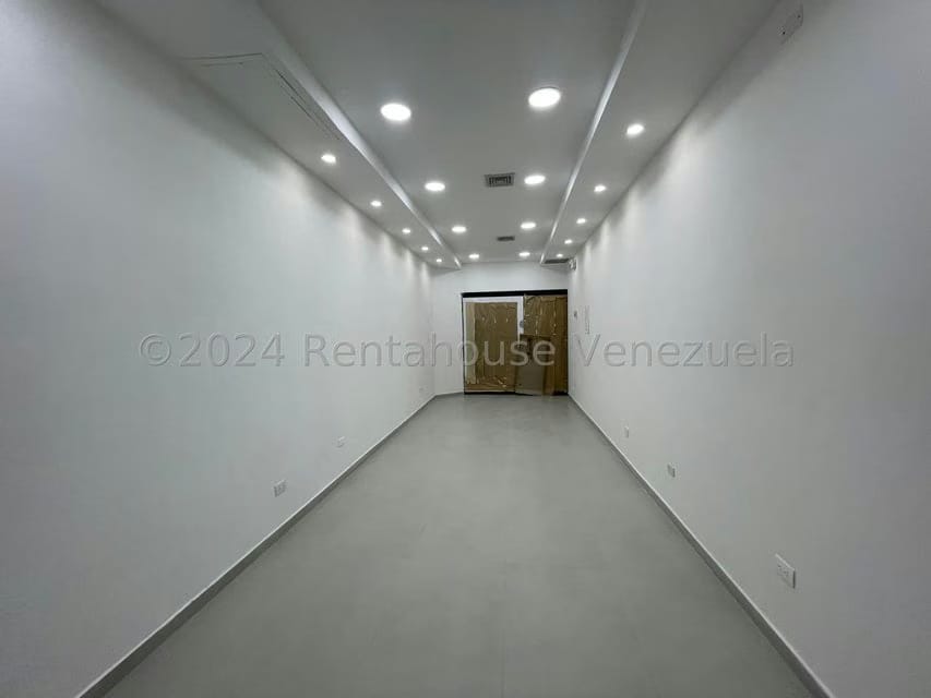 Comercial (Local Comercial) en Alquiler en Santa Fe Norte, Distrito Metropolitano - 4