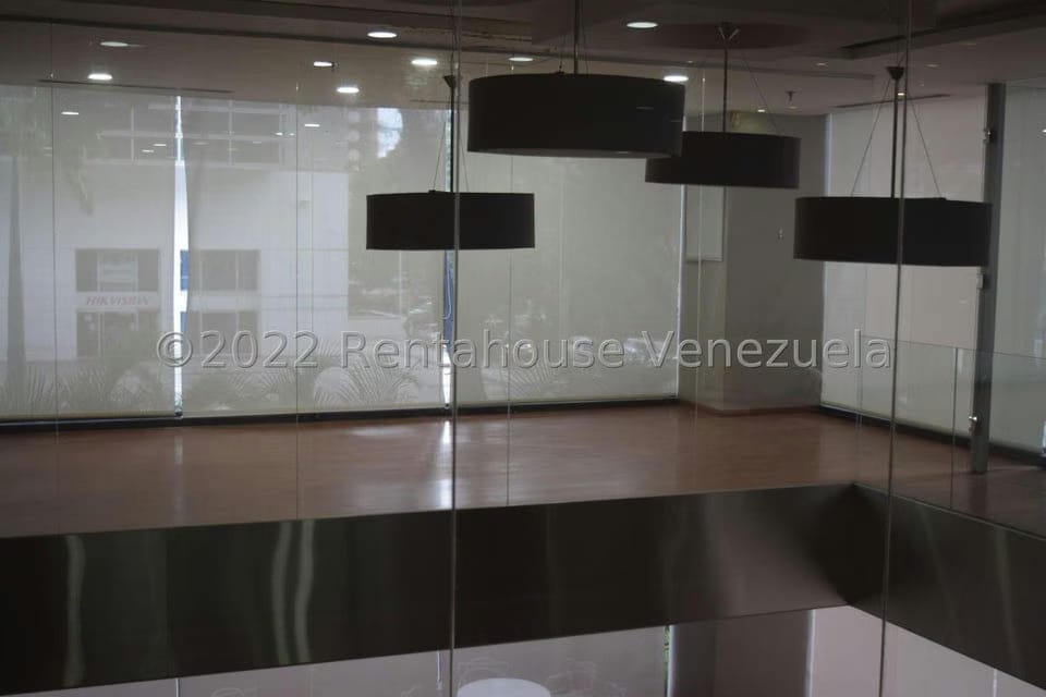 Comercial (Local Comercial) en Venta en El Rosal, Distrito Metropolitano - 20