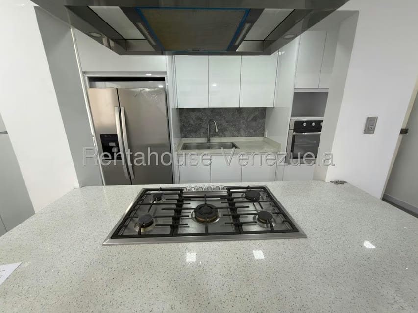 Apartamento (1 Nivel) en Venta en Los Palos Grandes, Distrito Metropolitano - 7