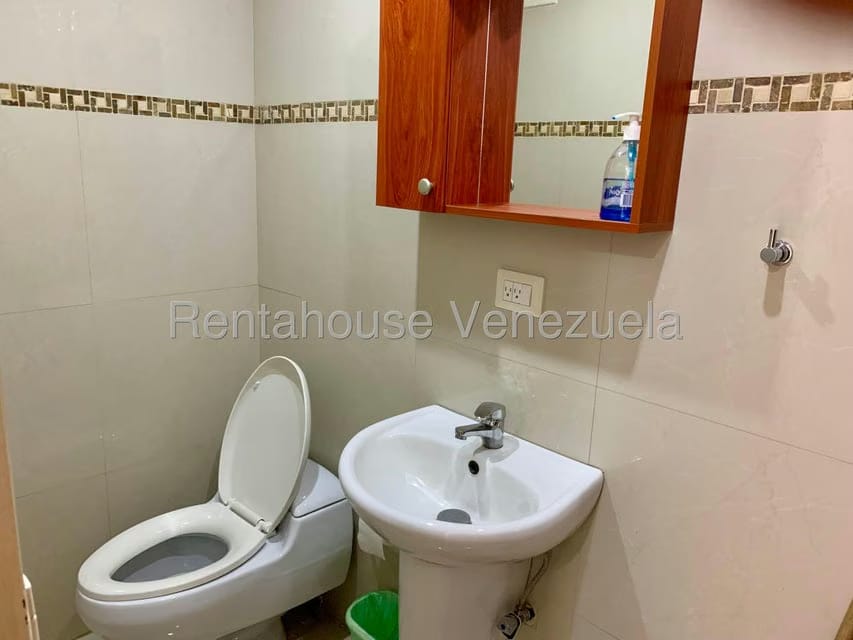 Comercial (Oficina) en Alquiler en La Trinidad, Distrito Metropolitano - 12