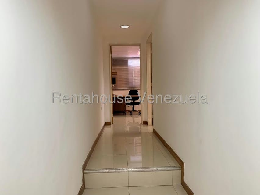 Comercial (Oficina) en Alquiler en La Trinidad, Distrito Metropolitano - 6